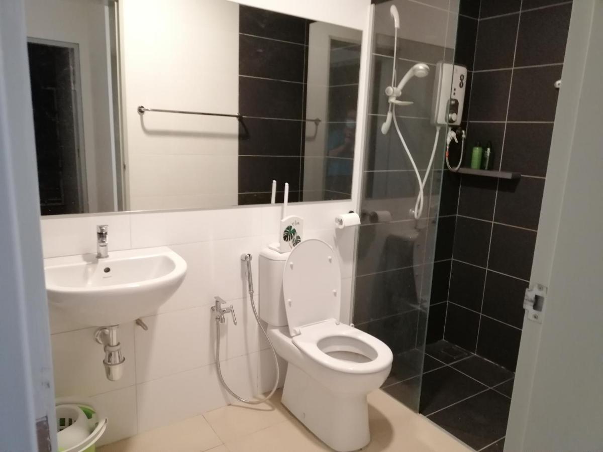 Apartemen Nordic Geniehome2br1studio Free 90mbps Wifi And Carpark At Utropolis