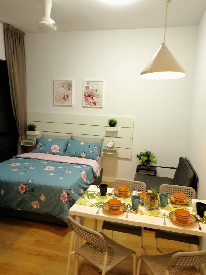 Nordic Geniehome2br1studio Free 90mbps Wifi And Carpark At Utropolis * Shah Alam